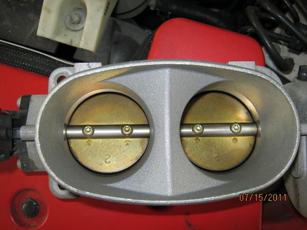 NEED THROTTLE BODY HELP!!!-img_0890.jpg