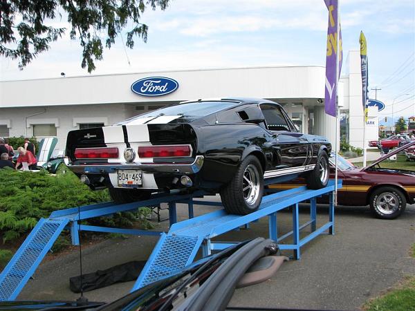 Hallmark Fords - Shelby show  Surrey, British Columbia, Canada-dcp-3952.jpg
