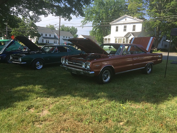 A few photos from a small car show in Western Mass-photo962.jpg