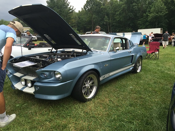 A few photos from a small car show in Western Mass-photo589.jpg
