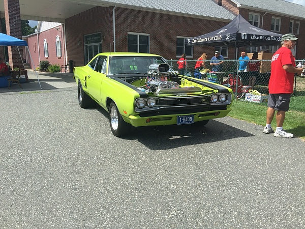 A few photos from a small car show in Western Mass-photo674.jpg