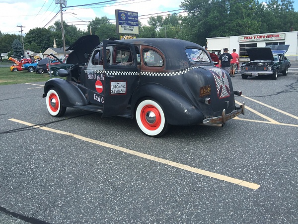 A few photos from a small car show in Western Mass-photo528.jpg