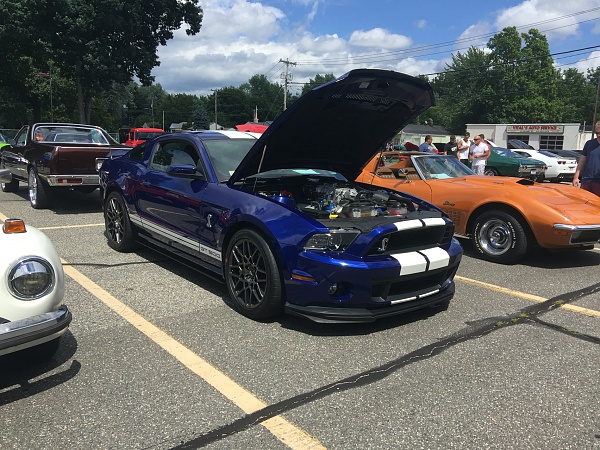A few photos from a small car show in Western Mass-photo713.jpg