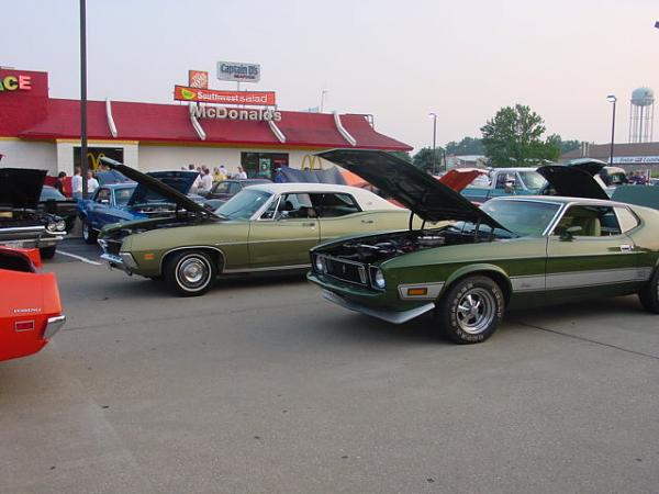 Festus MO car cruse.-car-cruse-6-07-010.jpg