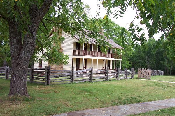 General Chat-elkhorn-tavern-pea-ridge-aug-2006-1100-x-733-.jpg