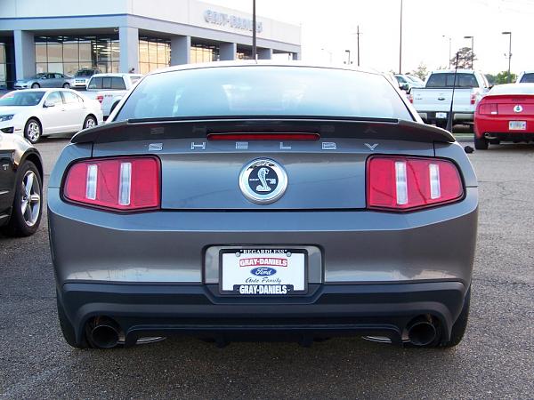 2011 Shelby GT500's are starting to arrive at dealerships...-2011-gt500-rear.jpg