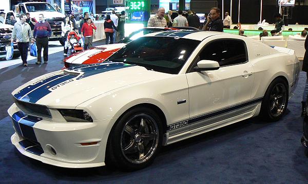 Shelby reveal at the Chicago Auto Show this Thursday-p1130438a.jpg