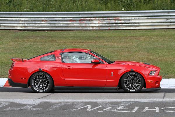 No one has posted pics of the Shelby at the 'Ring???-redring2.jpg