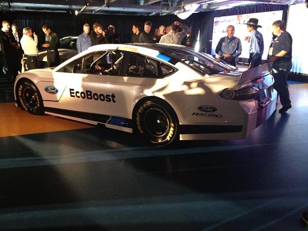 NASCAR 2013 Ford Fusion - Prototype Revealed 1/24/12-2013fusion-nascar.jpg