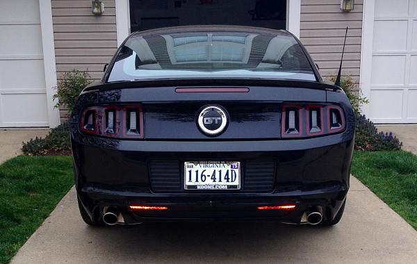 Post pics of your black stang!-rear.jpg