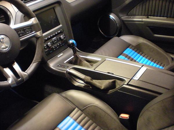 Post pics of your black stang!-shifter7-2-3-12.jpg
