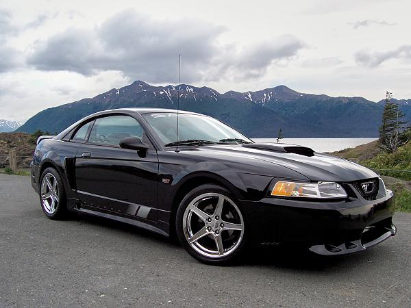 Post pics of your black stang!-033_33.jpg