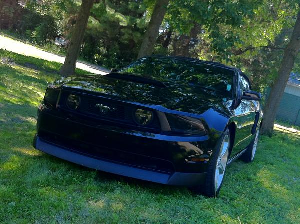 Post pics of your black stang!-img_1796.jpg