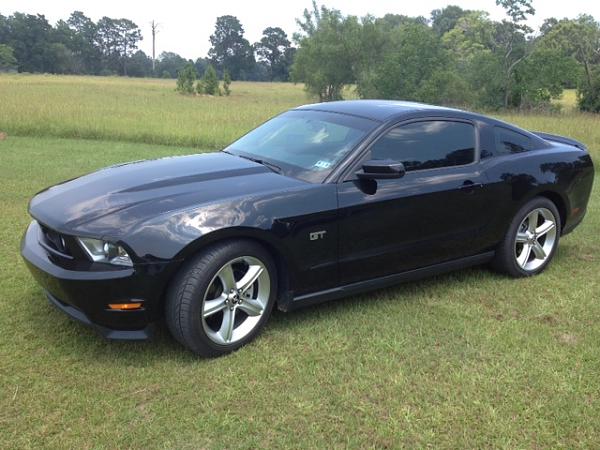 Post pics of your black stang!-car.jpg