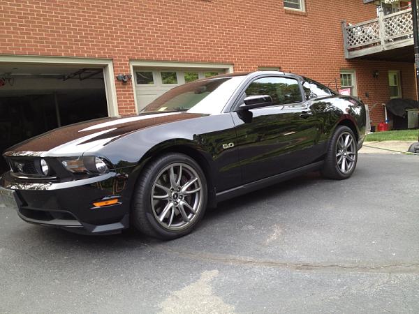 Post pics of your black stang!-image-456749012.jpg