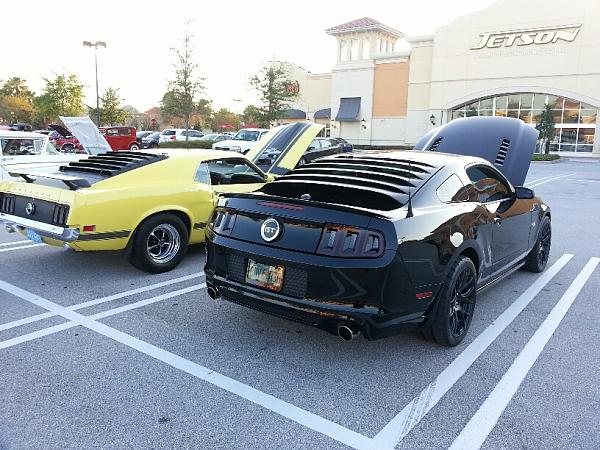 Post pics of your black stang!-20130319_190523_resized.jpg