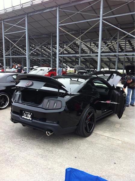 Post pics of your black stang!-image-1451262914.jpg