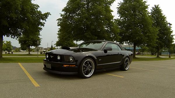 Post pics of your black stang!-gopr0091.jpg