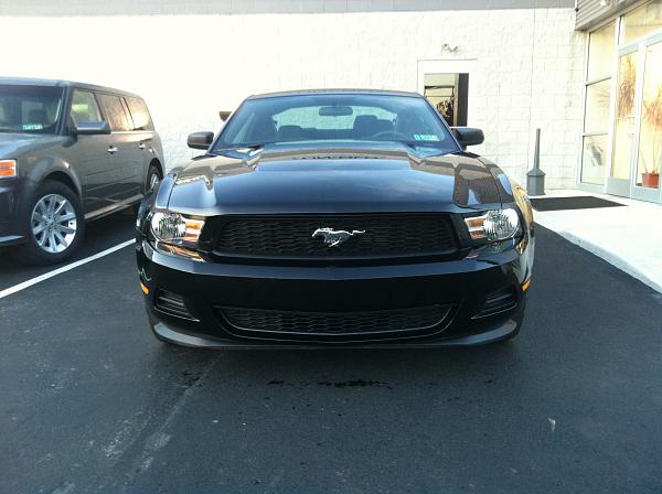 New 2011 Mustang V6 Owner-mustang.jpg