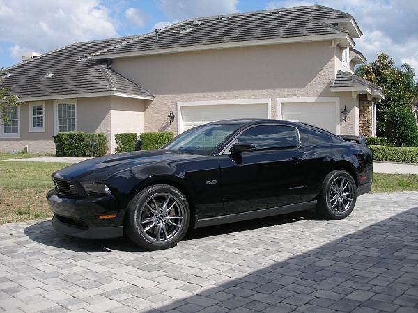 New Photos of My 2011 GT-p1010008.jpg