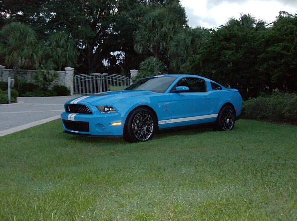 Grabber Blue 2011 GT/CS coupe-hpim0794.jpg