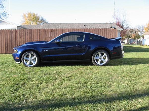Pictures of my 2011 Mustang!-img_0230.jpg