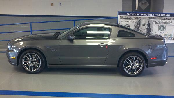 2013 SGM GT Premium delivered yesterday!-2013mustang1.jpg