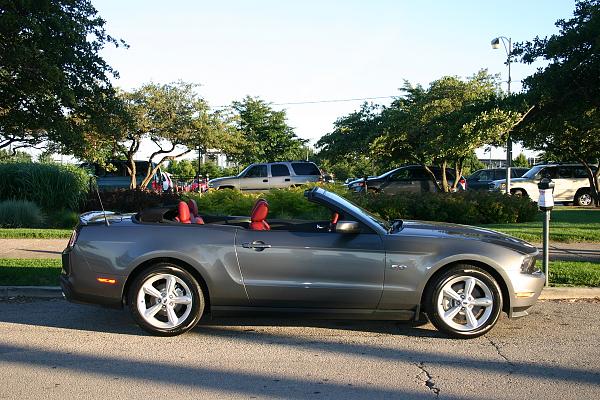 2011 GT Convertible SG with Red Interior-img_4952.jpg