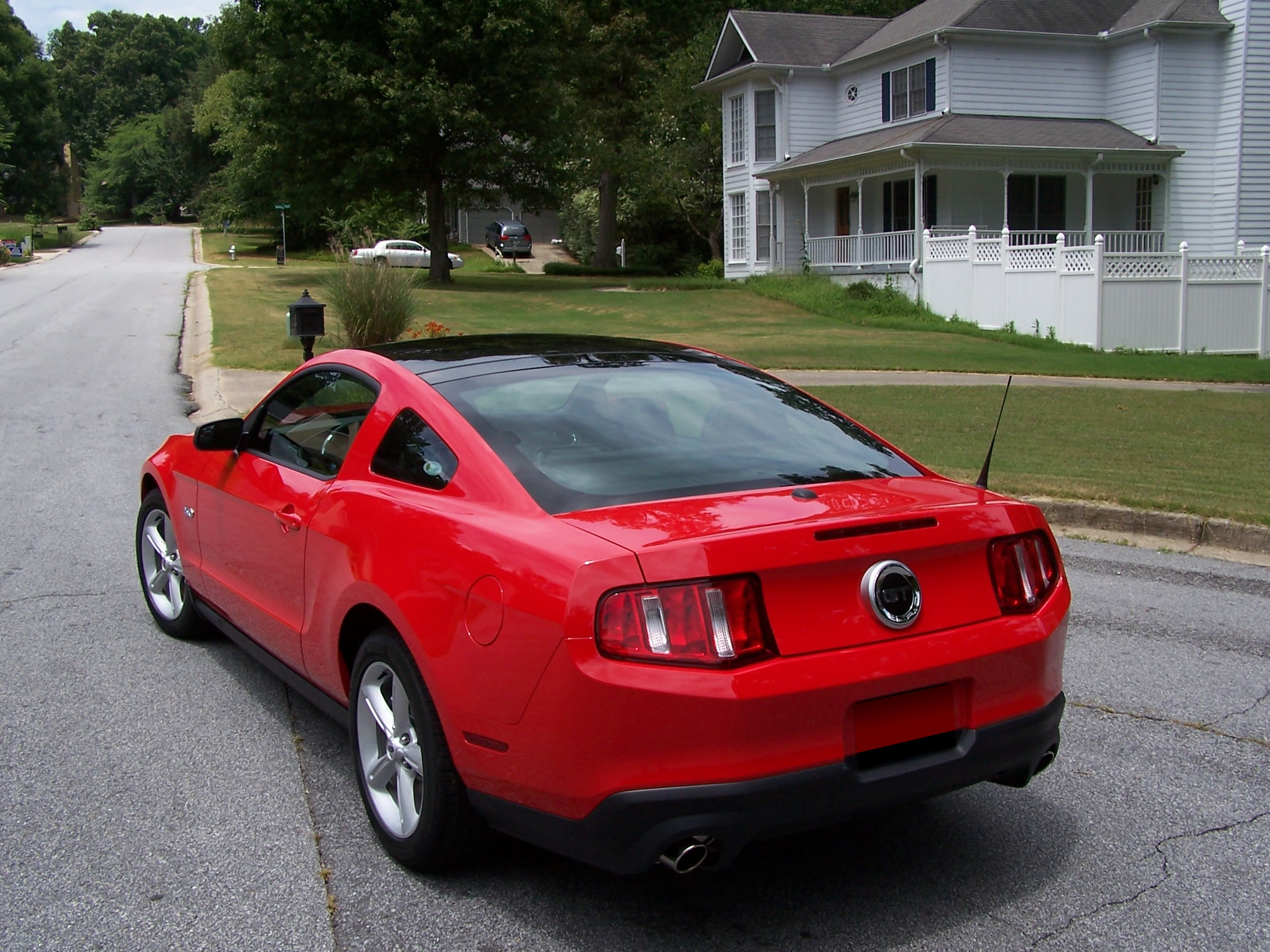 2011 Ford mustang race red #10