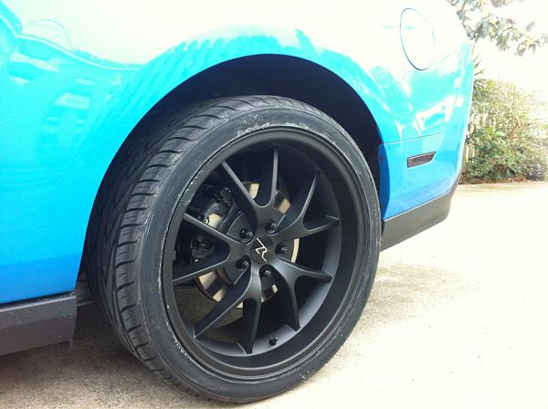 New 20&quot; stealth black FR500's installed!!-image-2458465926.jpg