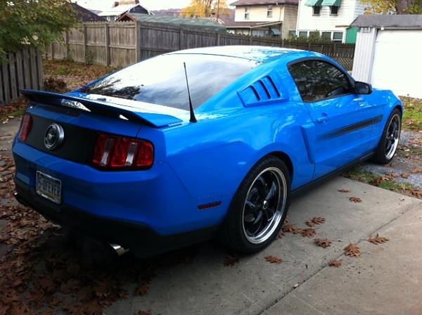 Post pics of your car with springs-mustangpic2.jpg