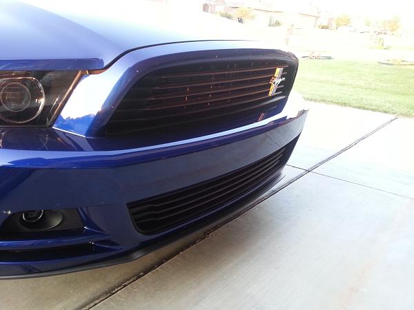 put on a new upper and lower roush grille today-20130905_072930.jpg