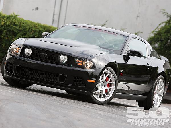 Deal of the Week-Steeda Q Series Functional Front Fascia 10-12-m5lp_1010_04_o-2011_ford_mustang_gt-front_view.jpg