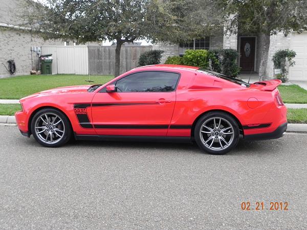 My modified race red '11 5.0 GT Brembo, 3.73-238.jpg