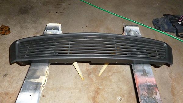Plasti-Dipped my Grill and surround-p1000572.jpg