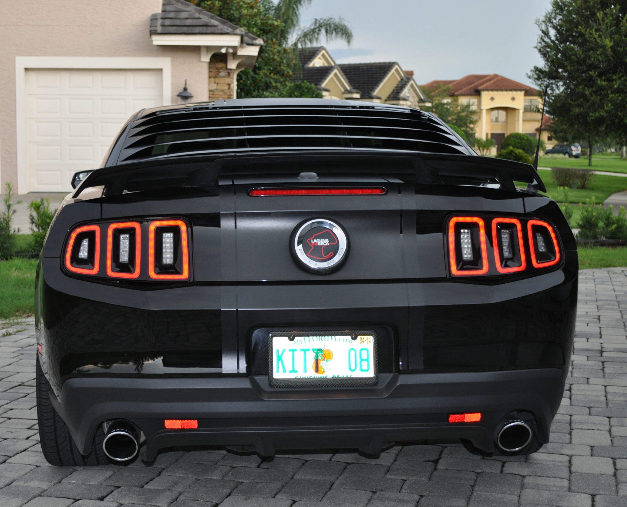 ford mustang 2013 tail lights