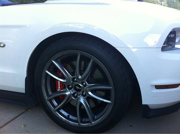 Spray painting rotor hats, calipers, and other stuff-image-931658738.jpg