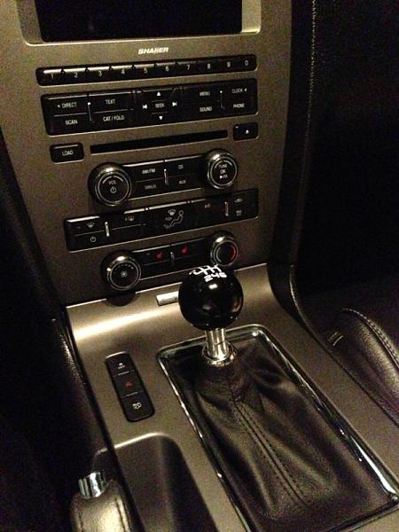 Boss shift knob, boot and Steeda shift bracket-image-1000169145.jpg