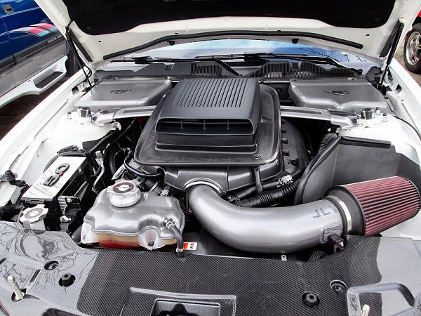 carbon fiber engine dress up started-2013-engine-before.jpg