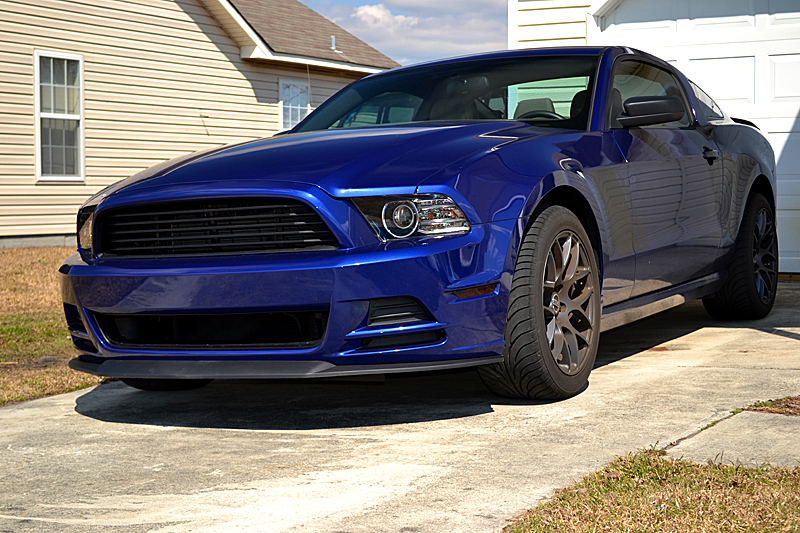 Name:  RoushGrilleAndSplitter1_zps9f495185.jpg
Views: 406
Size:  508.0 KB