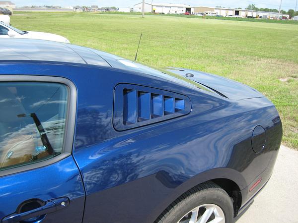 SilverHorse Racing flush-mount quarter window louvers-wildfire15.jpg