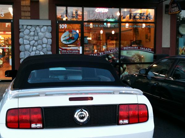 SilverHorse Racing flush-mount quarter window louvers-naters-025.jpg