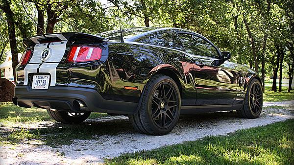 Black Wheels-bgt53.jpg