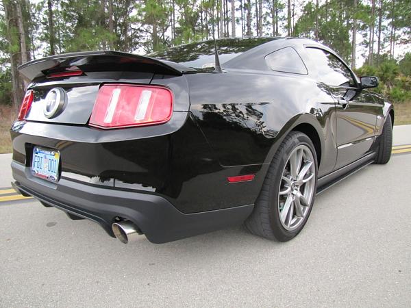 Post your pics of 2010+ Front and Rear Ends-mustang-1109.jpg