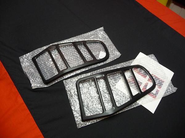 2010-2012 Rear Light Surrounds?-12tailights.jpg