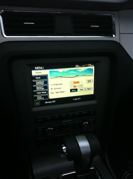Wanting the OEM nav.-1.jpg