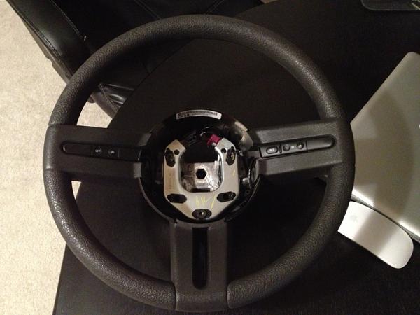 Boring Base steering wheel (no more)-image-1362169092.jpg