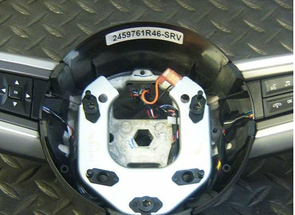 '13-14 Cluster into '10-12 car (with TrackApps) retrofit-2013wheel.jpg