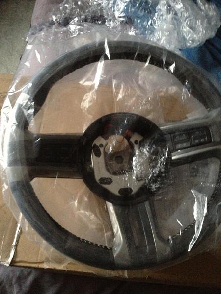 Steering wheel buttons paint wearing off-image-522971205.jpg