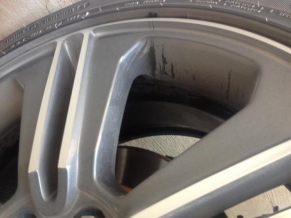 AXLE SEAL LEAK-image.jpg